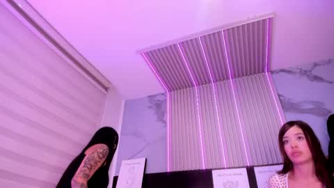 lara_as online show from 04.11.26