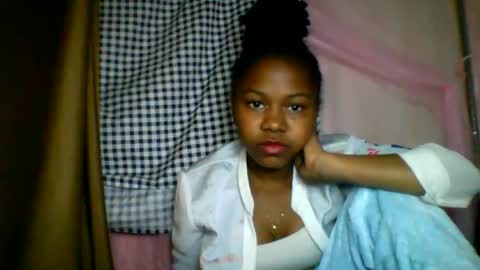 lara_belle online show from 07.14.26