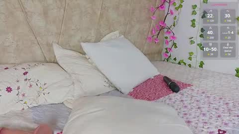 Lara Gill online show from 03.11.26