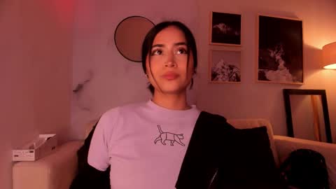 Lara Madisson online show from 02.17.26