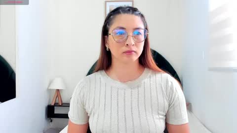      700  200   online show from 04.04.26