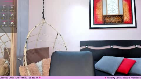 Snapshot of lara_martin chatting on 06.08.26 700 200 online show from 06.08.26