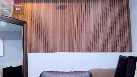 Snapshot of lara_martin chatting on 07.15.26 700 200 online show from 07.15.26