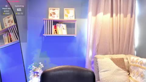 Snapshot of lara_martin chatting on 07.18.26 700 200 online show from 07.18.26