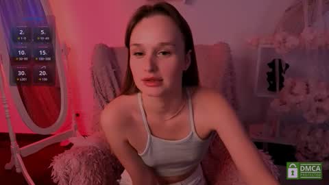 Snapshot of lara_vest chatting on 09.13.25 Lara online show from 09.13.25