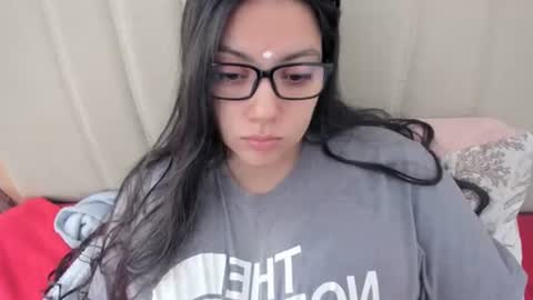 lara online show from 02.08.26