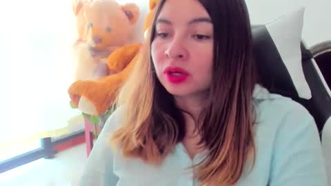Lara online show from 04.27.26
