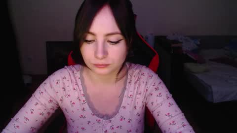 Laralianna online show from 02.25.26