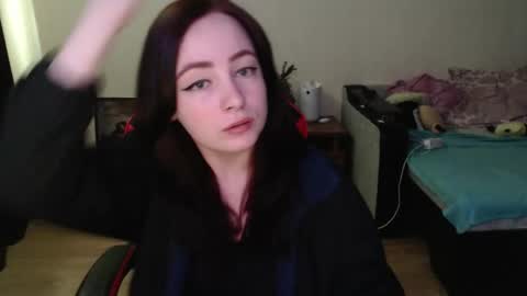 Snapshot of laralianna chatting on 04.27.26 Laralianna online show from 04.27.26