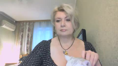 laramrs online show from 11.29.25