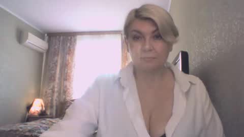 laramrs online show from 05.17.26