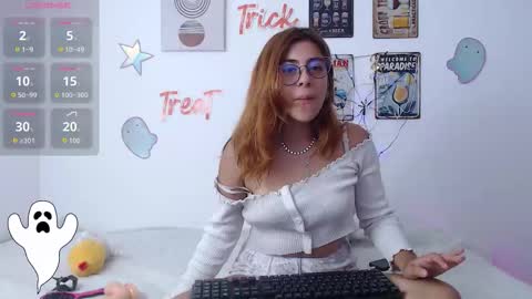 laramucci online show from 10.11.25