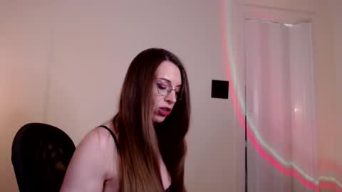 larawintersxxx online show from 05.30.26