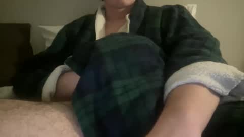 HUNG YUNG STR8 online show from 02.18.26