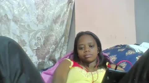 larissa645771 online show from 05.11.26