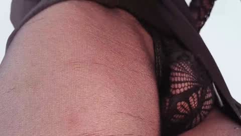 Larissa  online show from 12.01.24