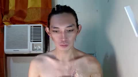 Snapshot of larochefoucauld chatting on 04.12.26 Francois online show from 04.12.26