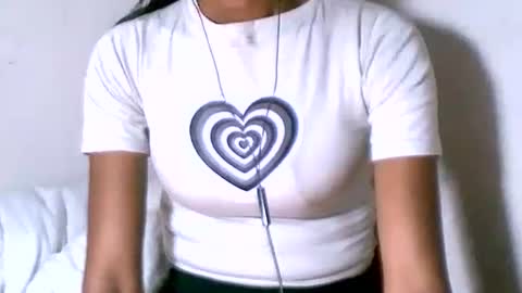 Snapshot of larra27 chatting on 02.20.26 Malala online show from 02.20.26