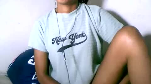 Snapshot of larra27 chatting on 02.25.26 Malala online show from 02.25.26