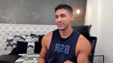 Snapshot of larry_jones chatting on 11.13.25 andrew online show from 11.13.25
