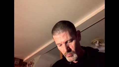 Snapshot of larrythelover23 chatting on 03.26.26 larrythelover23 online show from 03.26.26