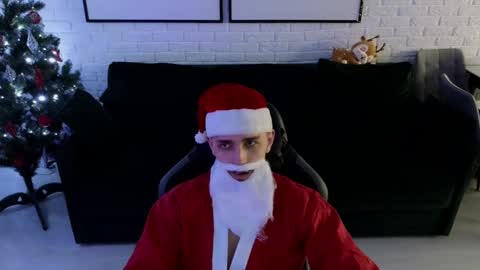 Snapshot of larstar01 chatting on 12.26.24 Lars online show from 12.26.24
