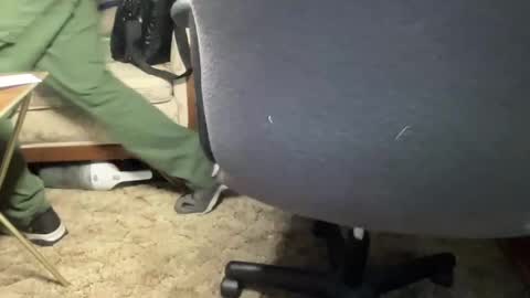 Snapshot of laser137 chatting on 02.28.25 cris online show from 02.28.25