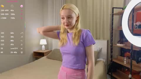 Emilia for my friends Amy online show from 11.15.25