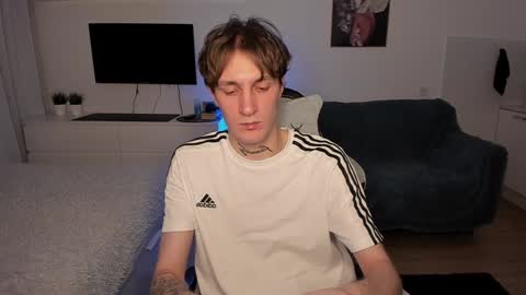 Snapshot of lastnight4you chatting on 01.03.25 acie online show from 01.03.25