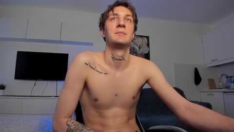 Snapshot of lastnight4you chatting on 01.05.25 acie online show from 01.05.25