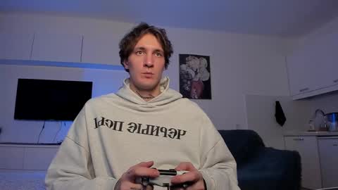 Snapshot of lastnight4you chatting on 02.17.25 acie online show from 02.17.25