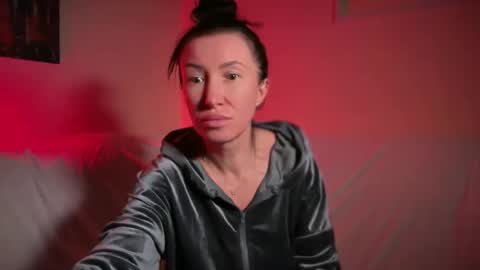 Snapshot of latebloomtati chatting on 04.20.26 Goddess Tati Bangs Fetish online show from 04.20.26