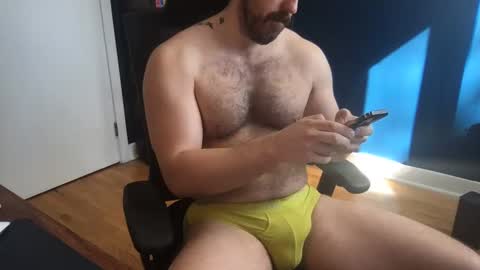 Snapshot of latenightlunch chatting on 02.24.26 Latenightlunch online show from 02.24.26