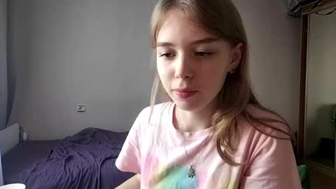 Snapshot of lateshastarnaud chatting on 04.30.26 Linet online show from 04.30.26