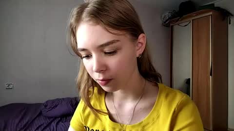 Snapshot of lateshastarnaud chatting on 05.11.26 Linet online show from 05.11.26