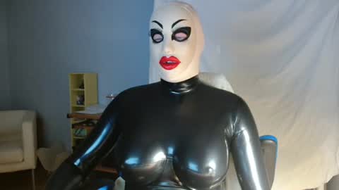 Latex Doll Iris online show from 02.25.25