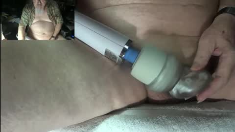 Latexblade online show from 11.17.25