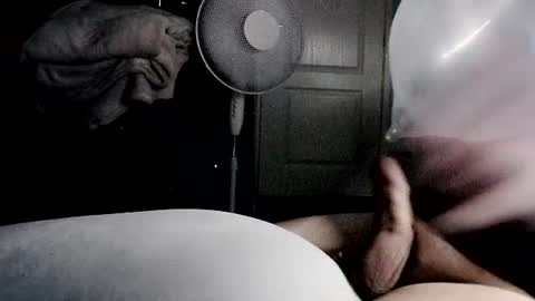 Snapshot of latexchris77 chatting on 06.26.26 latexchris77 online show from 06.26.26