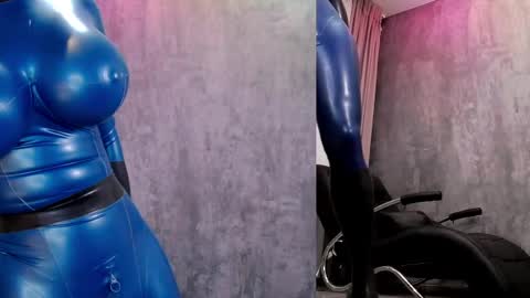 Snapshot of latexirime chatting on 04.12.26 Irime online show from 04.12.26