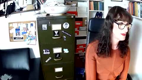 Snapshot of latextg chatting on 10.03.25 LatexTG online show from 10.03.25