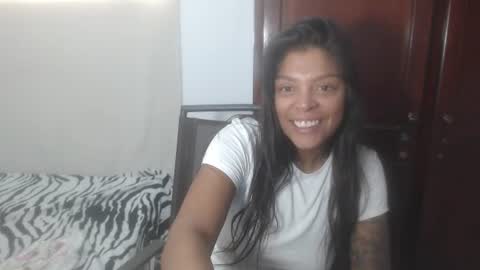 M E G A N  online show from 06.25.26