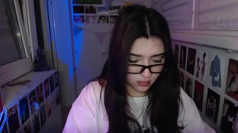 Snapshot of latina_mia chatting on 02.06.25 miiiiiiaaaa online show from 02.06.25