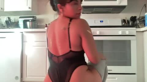 latinadancer23 online show from 07.24.26