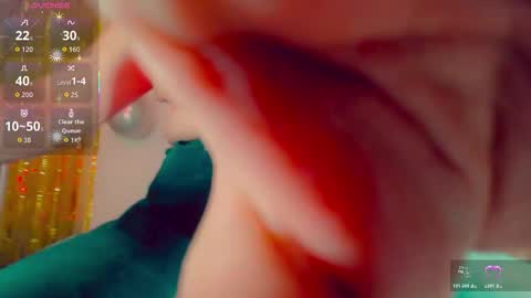 Snapshot of latinagood chatting on 11.05.25 paula online show from 11.05.25