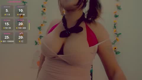 Snapshot of latinagood chatting on 03.10.26 paula online show from 03.10.26