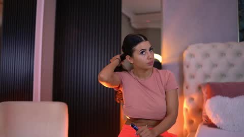 Snapshot of latinaloco chatting on 05.24.26 Latina online show from 05.24.26