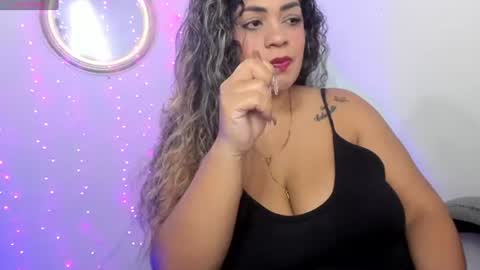latinamav22 online show from 07.28.26