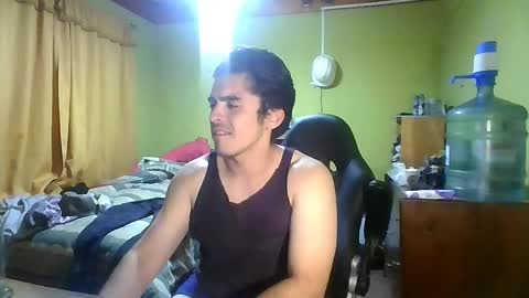 Snapshot of latinn_babe chatting on 04.11.26 latinn_babe online show from 04.11.26