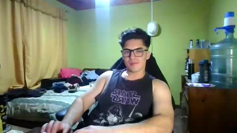 Snapshot of latinn_babe chatting on 05.15.26 latinn_babe online show from 05.15.26