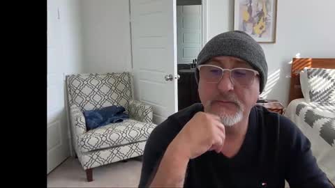 Snapshot of latinnous chatting on 01.16.26 QS - INDEPENDENT MODEL online show from 01.16.26